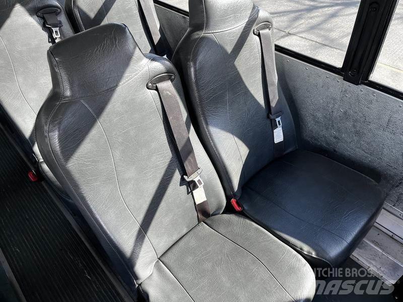 Blue Bird Vision Mini autobuze