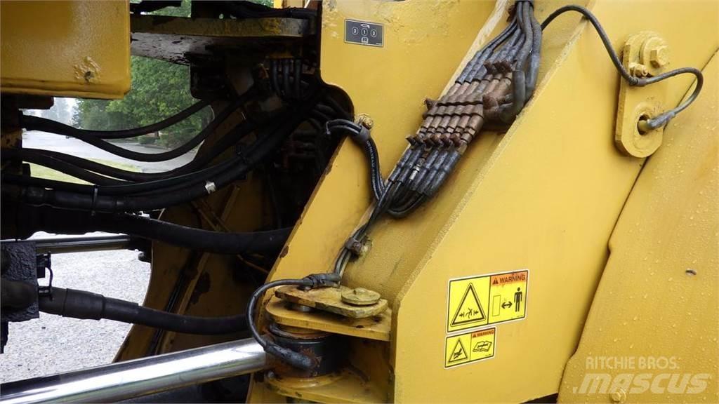 CAT 972M XE Excavatoare pe șenile
