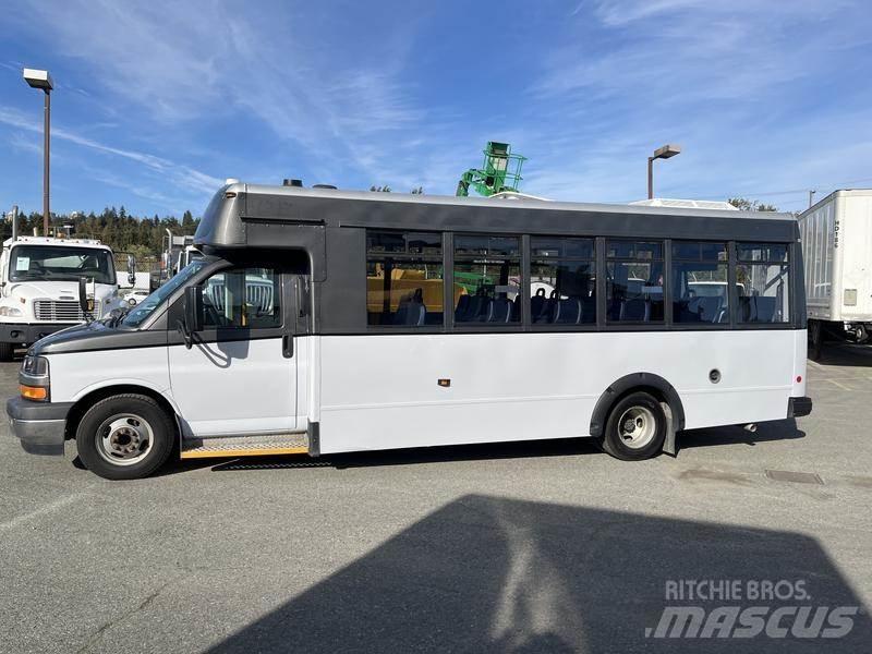 Chevrolet Express Mini autobuze
