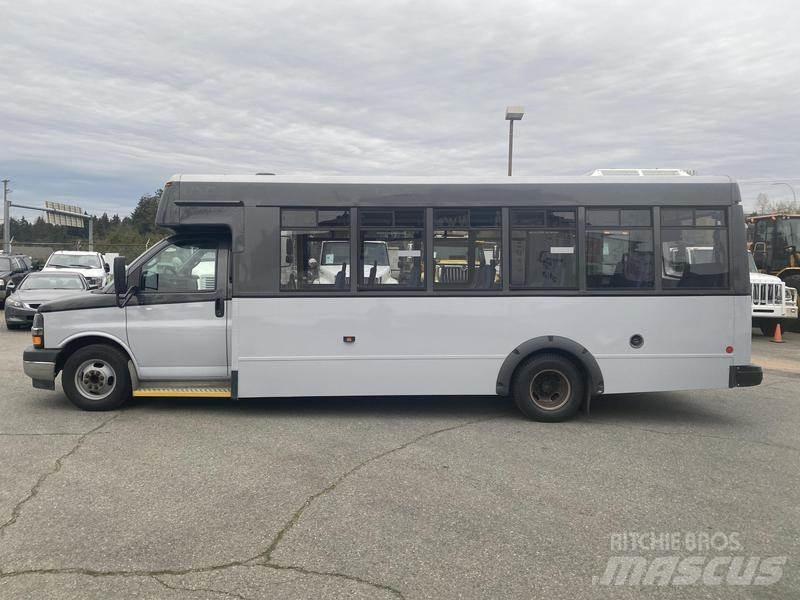 Chevrolet Express Mini autobuze