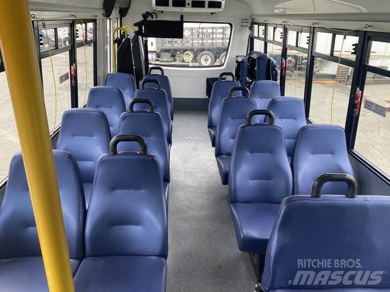 Chevrolet Express Mini autobuze