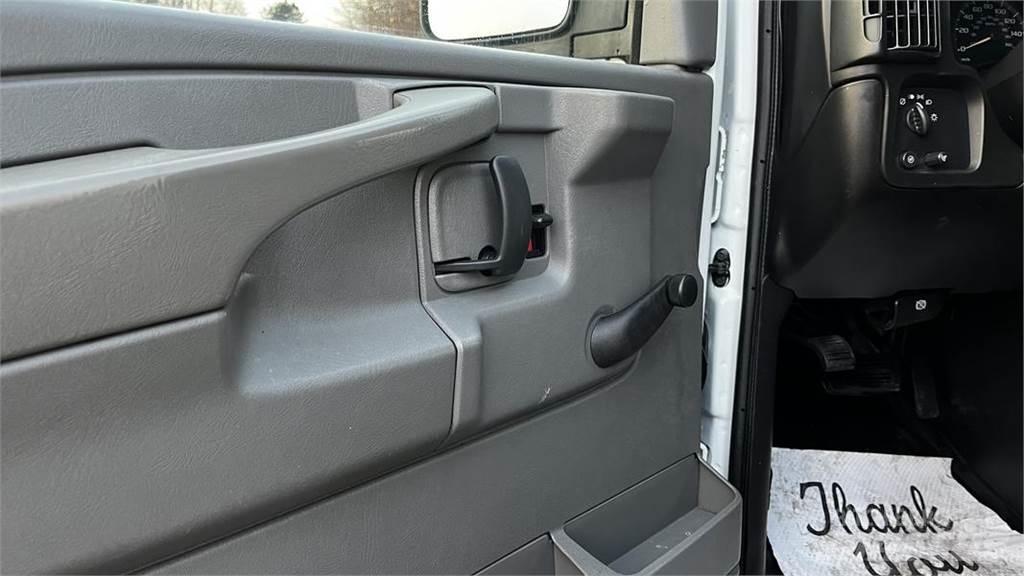 Chevrolet Express Utilitara