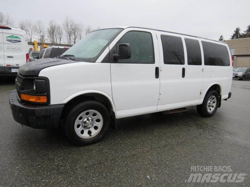 Chevrolet Express Utilitara