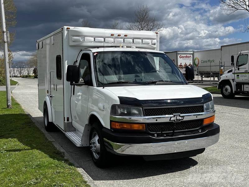 Chevrolet Express Utilitara