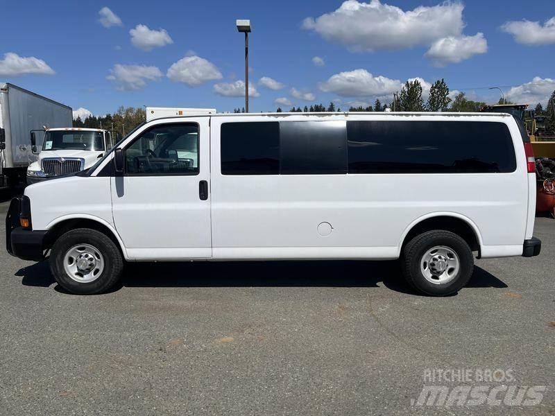 Chevrolet Express Utilitara