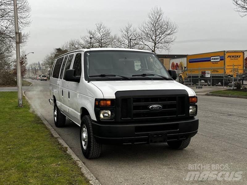Ford Econoline Masini