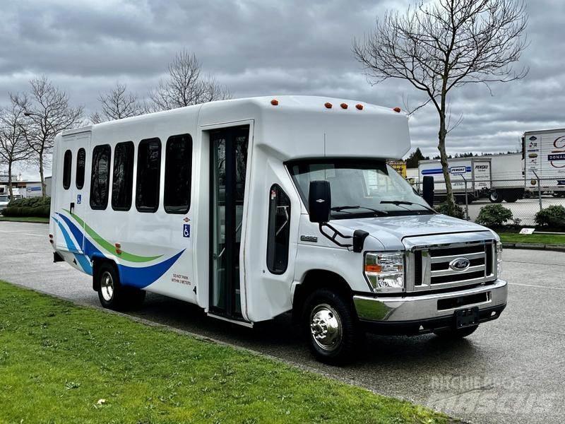 Ford Econoline Mini autobuze