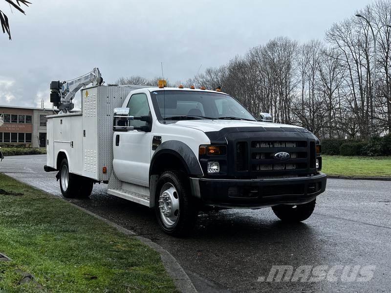 Ford F-550 Municipal/vehicul cu uz general