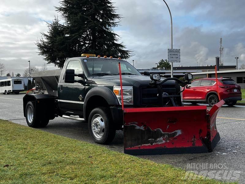 Ford F-550 Lame pentru dezapezire si pluguri