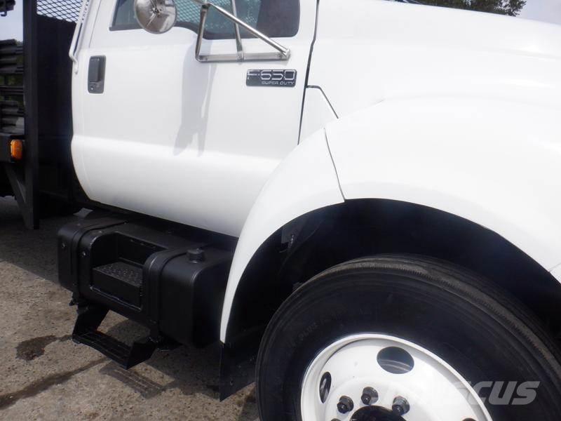 Ford F-650 Camioane platforma/prelata