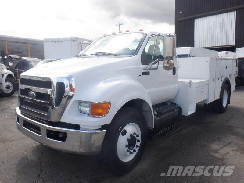 Ford F-750 Municipal/vehicul cu uz general