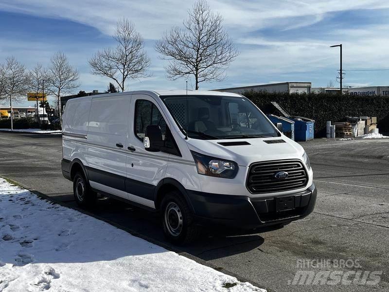 Ford Transit Utilitara