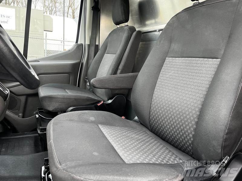 Ford Transit Utilitara