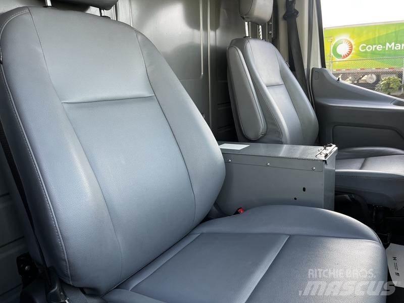 Ford Transit Utilitara