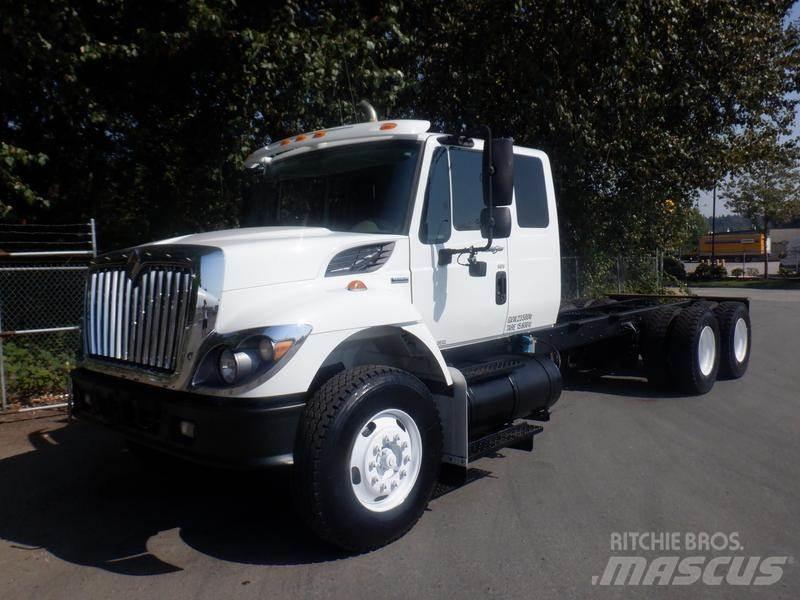 International 7400 Camion cabina sasiu