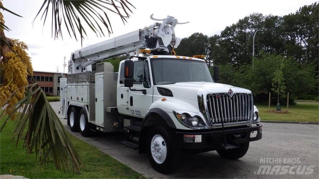 International 7400 Altele