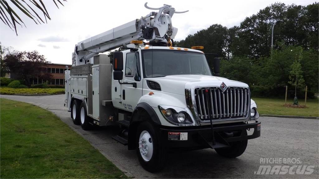 International 7400 Altele