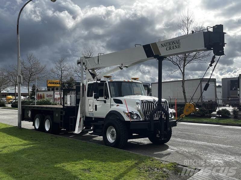 International 7500 Camioane cu macara