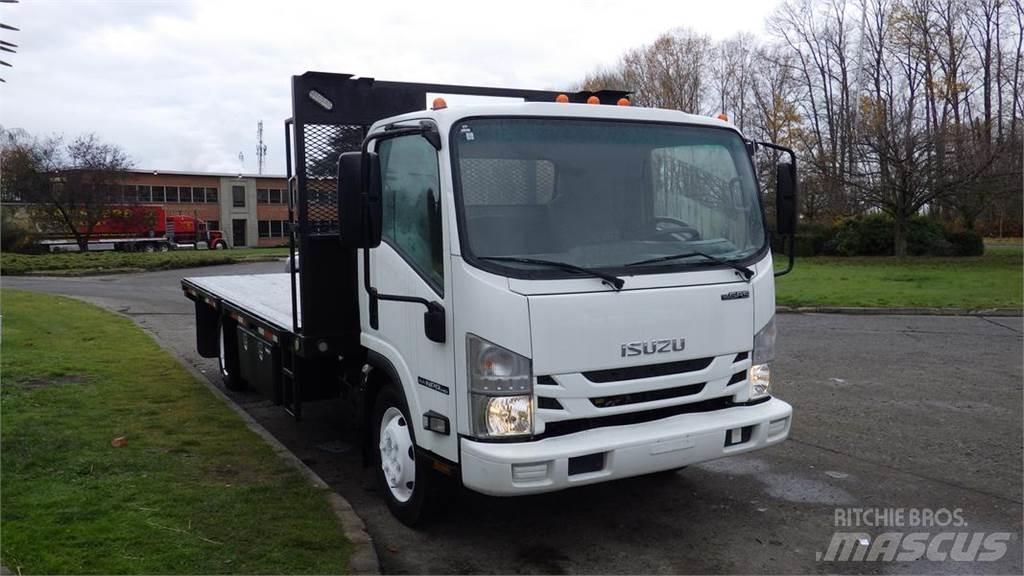 Isuzu NPR Camioane platforma/prelata