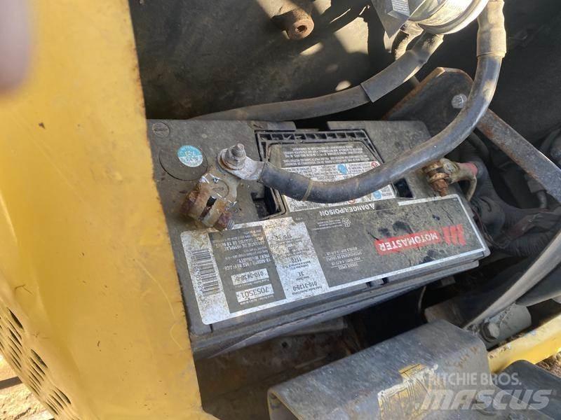 Komatsu PC55MR2 Excavatoare pe șenile
