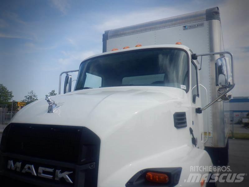 Mack MD Utilitara
