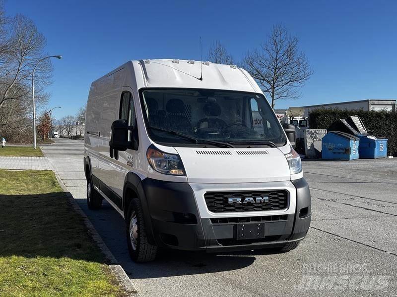 RAM Promaster Utilitara