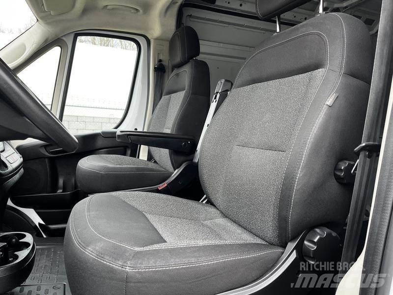 RAM Promaster Utilitara