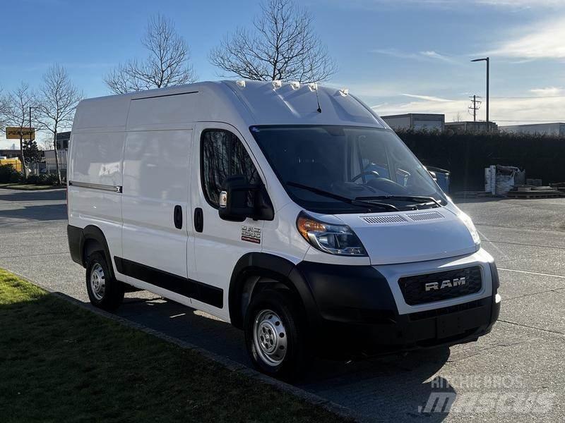 RAM Promaster Utilitara