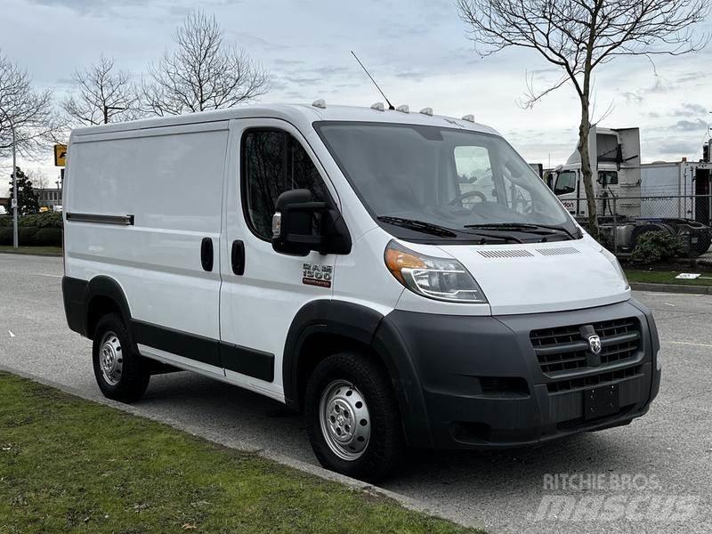 RAM Promaster Utilitara
