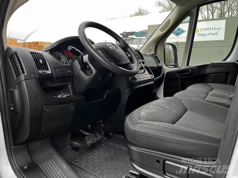RAM Promaster Utilitara