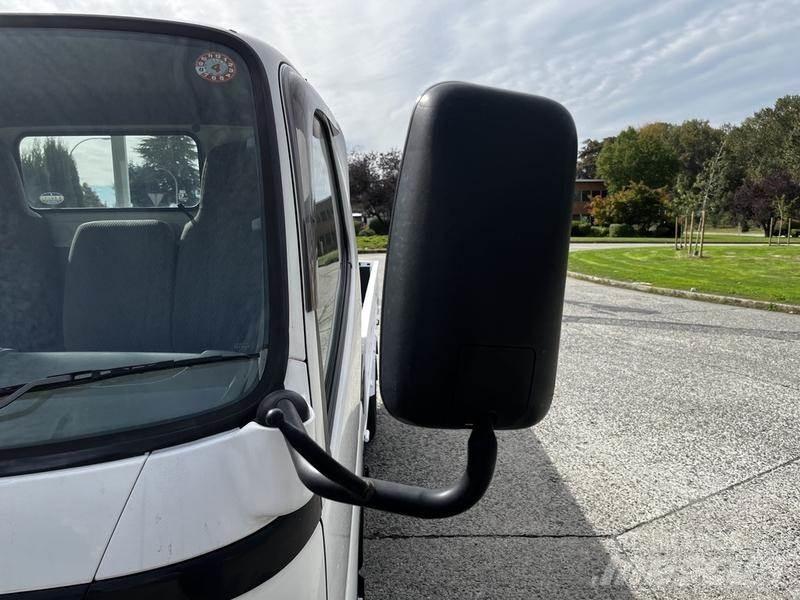 Toyota Toyoace Camioane platforma/prelata