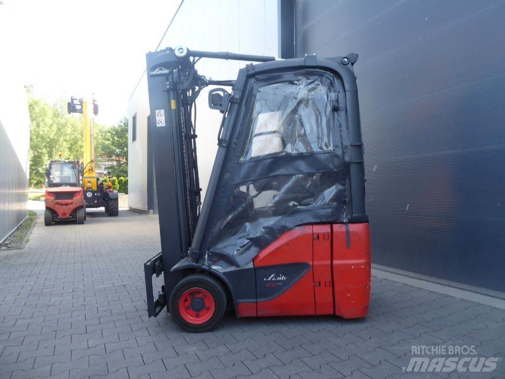 Linde E12-02 Stivuitor electric