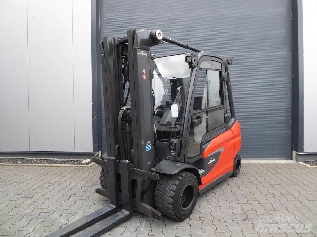 Linde E35L-01 Stivuitor electric