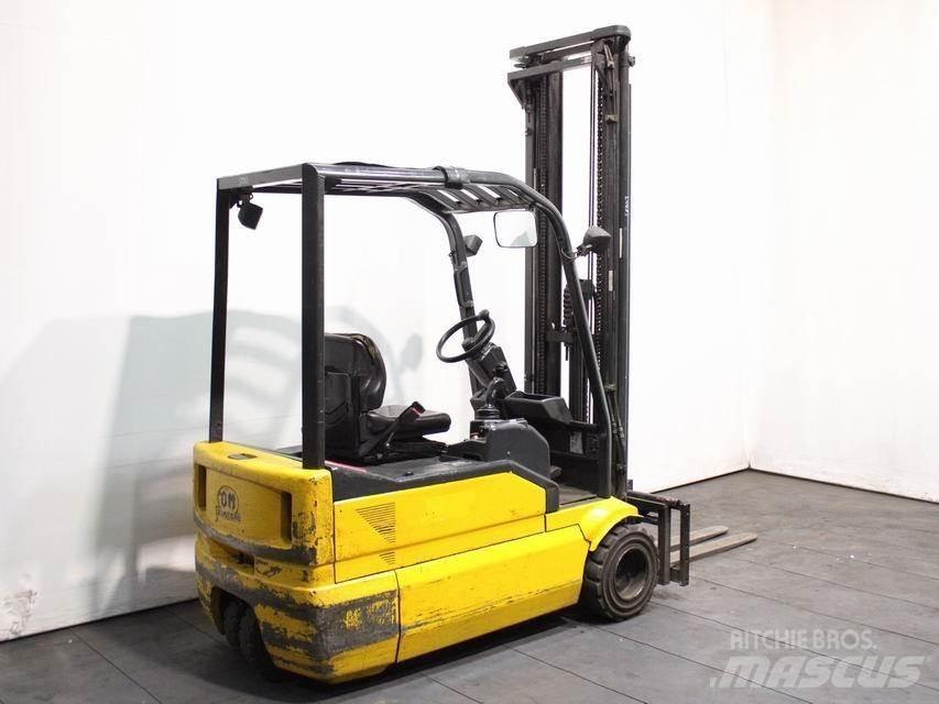 OM XE 20-3 Stivuitor electric