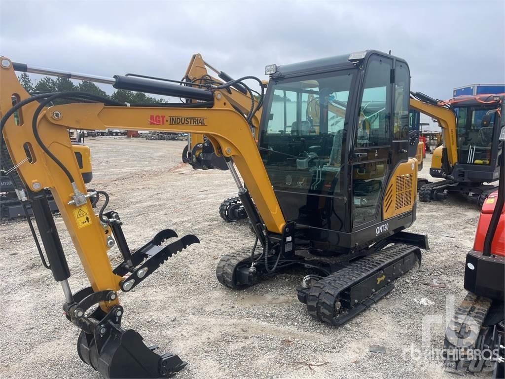 AGT QNT30 Mini excavatoare < 7t