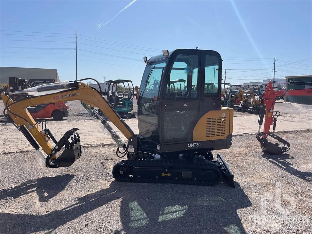 AGT QNT30 Mini excavatoare < 7t
