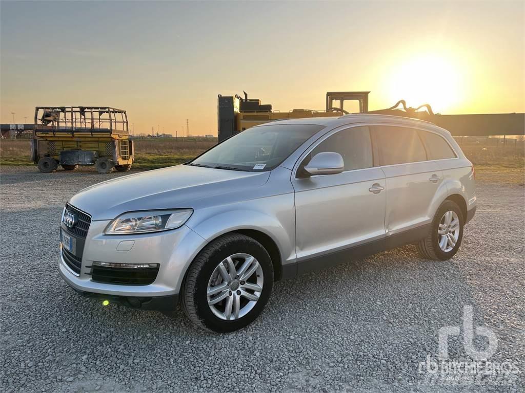 Audi Q7 Masini