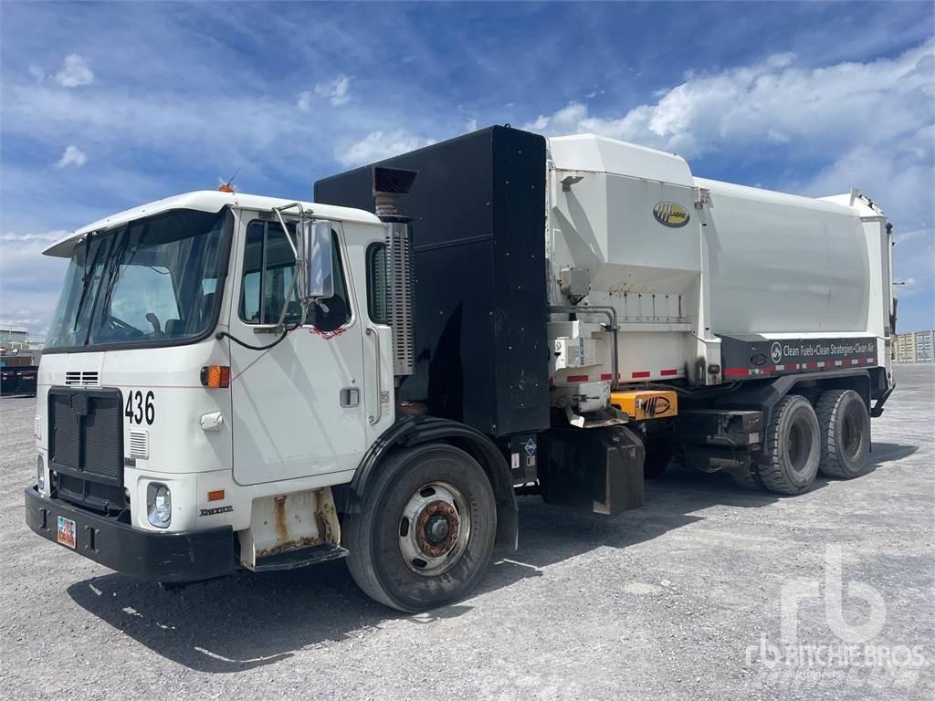 Autocar ACX64 Camion de deseuri