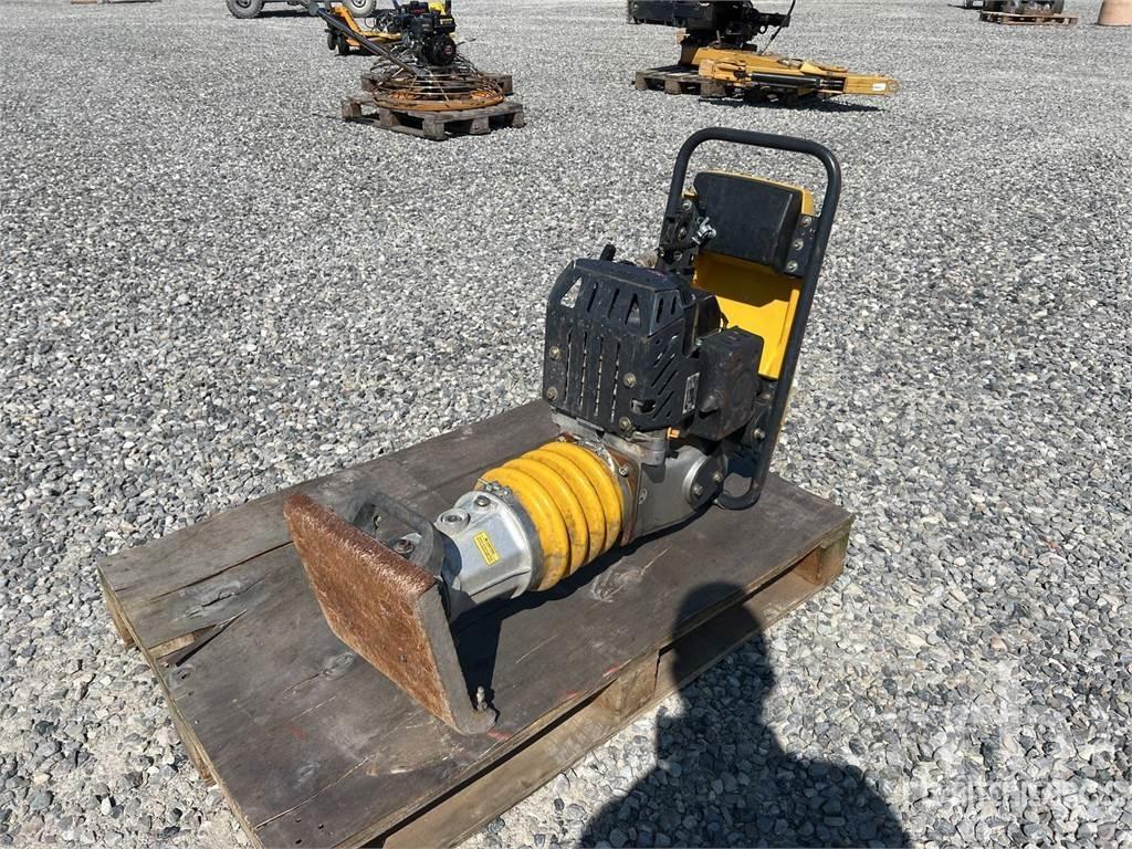  BAUMAX GS72XL Vibratoare