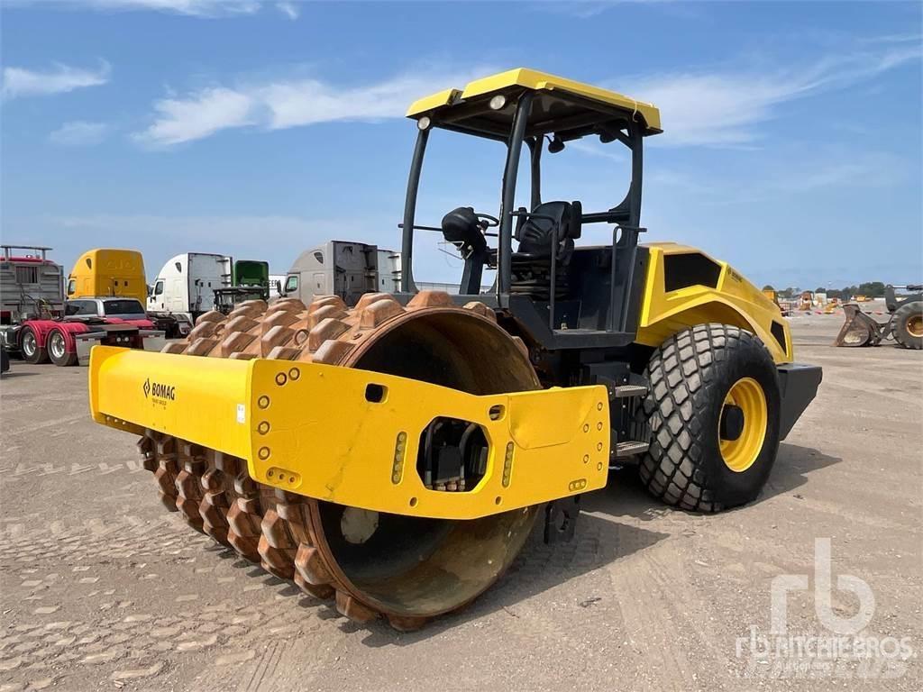 Bomag BW211D-5 Compactoare deseuri