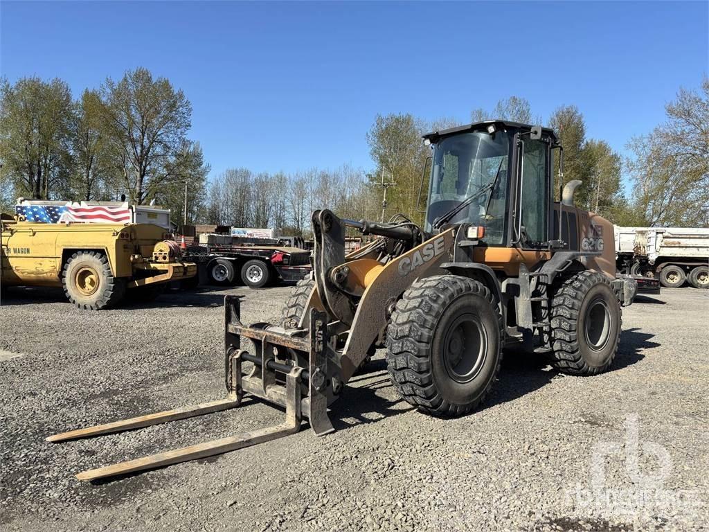 CASE 621G Incarcator pe pneuri
