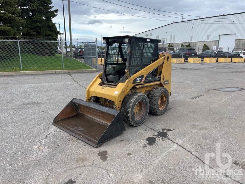 CAT 216B3 Mini incarcator