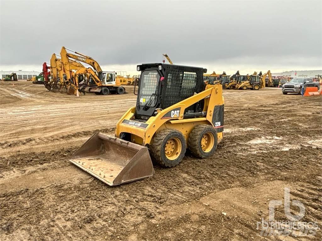 CAT 226 Mini incarcator