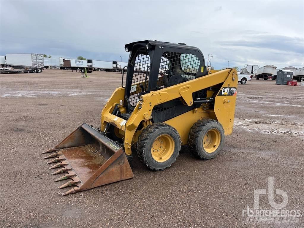 CAT 226D Mini incarcator