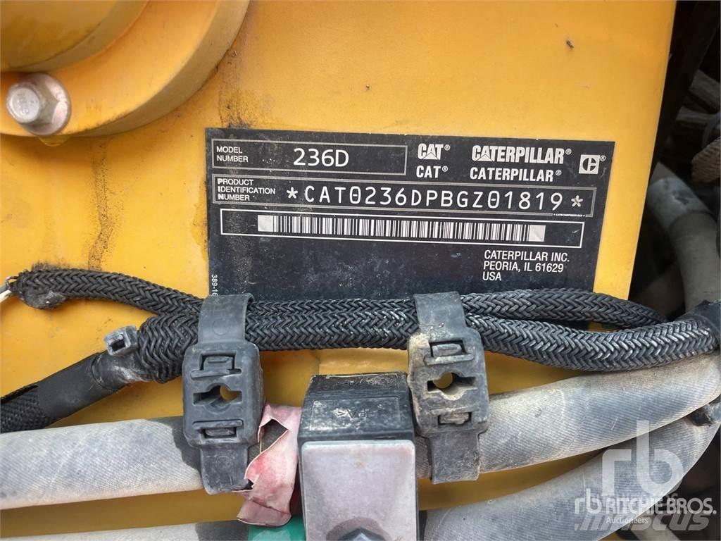 CAT 236D Mini incarcator