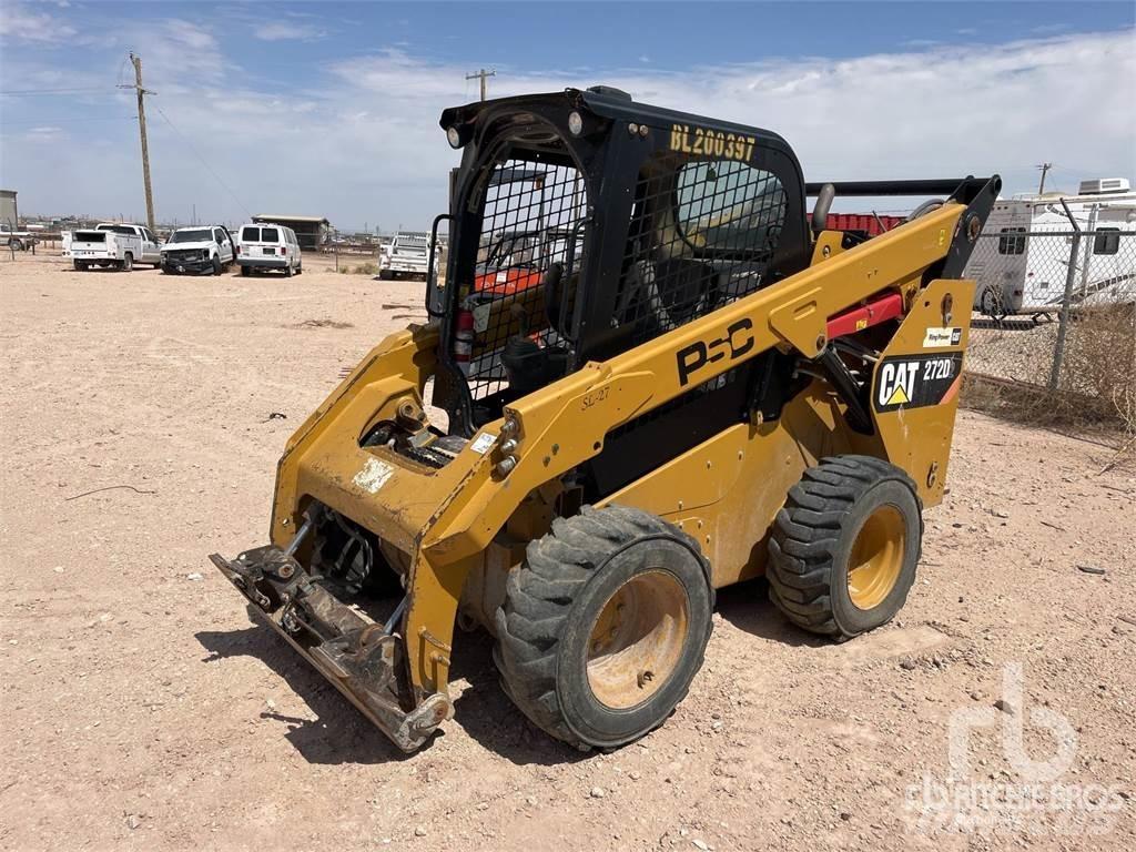 CAT 272D2 Mini incarcator