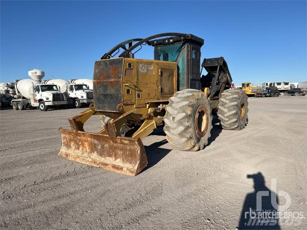 CAT 535D Utilaje de manevrarea a bustenilor
