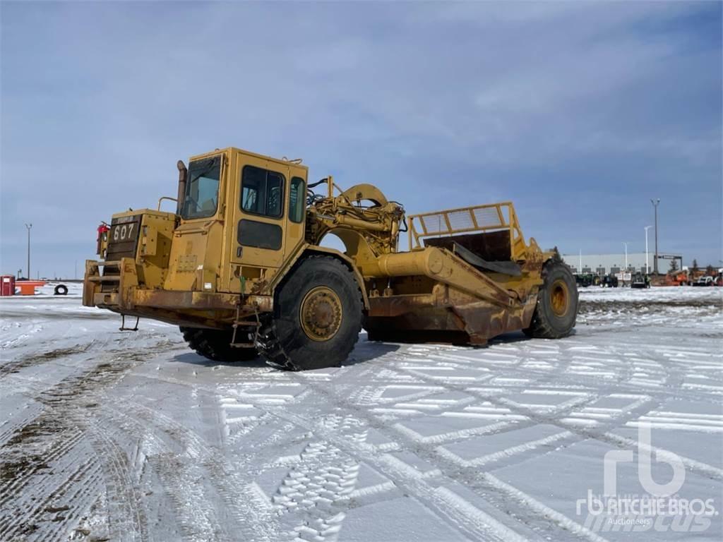 CAT 621F Elevatoare