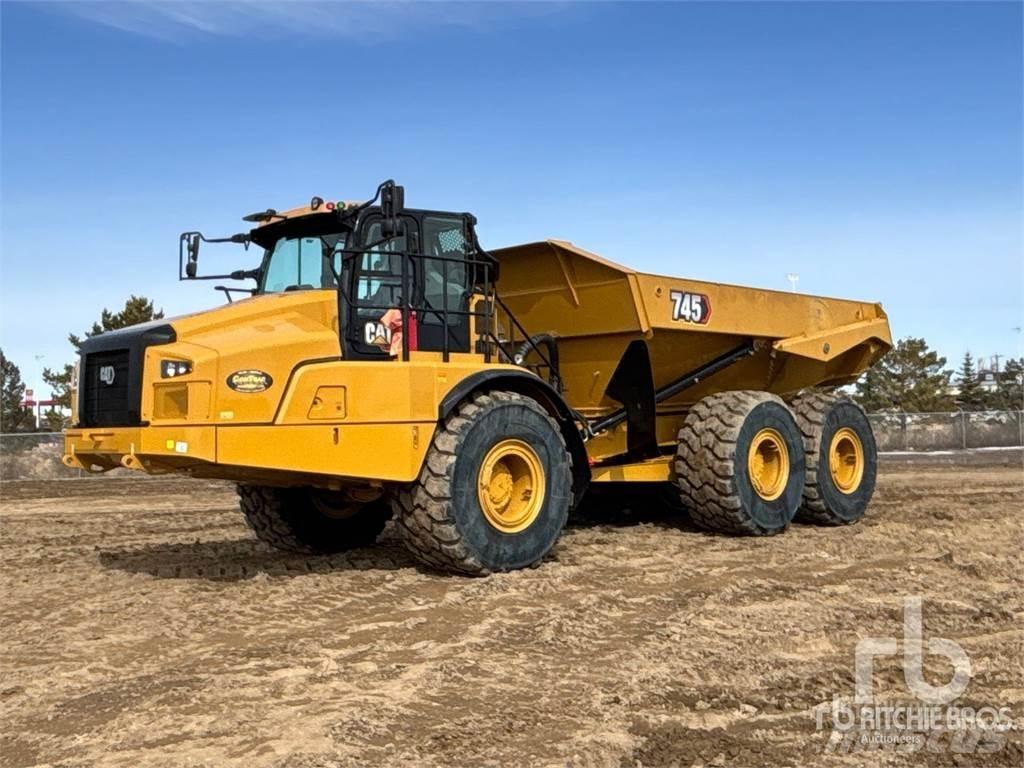 CAT 745 Transportoare articulate