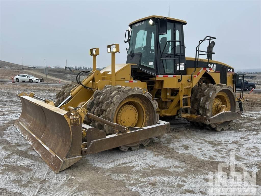 CAT 825G Compactoare deseuri